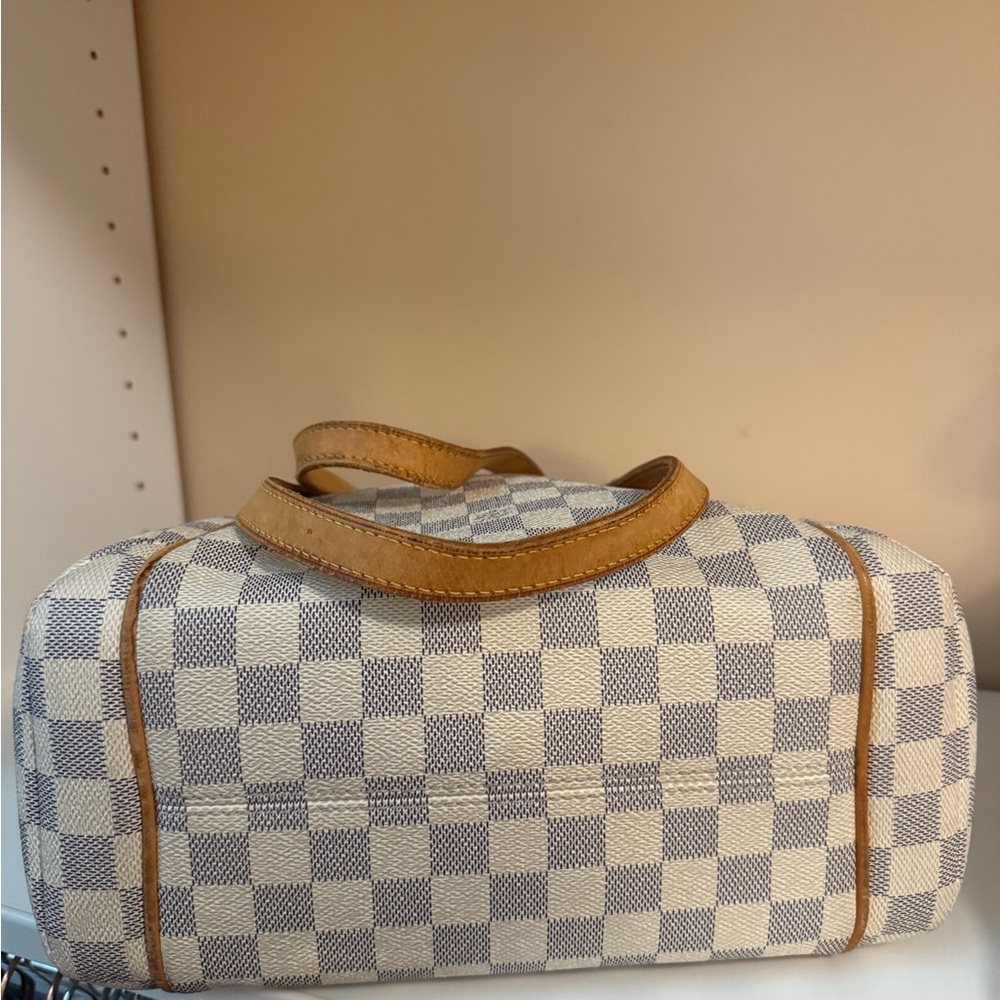 Authentic Louis Vuitton Tote - Picture 4 of 7